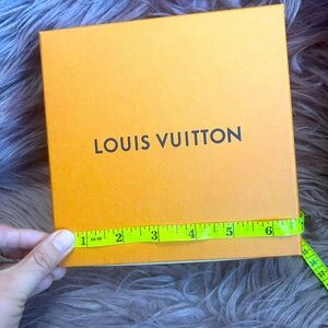 LV small box